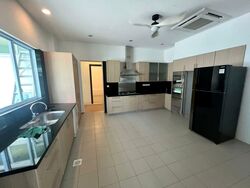 Second Avenue (D10), Detached #563475681